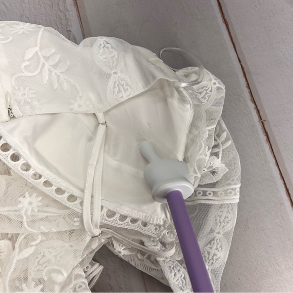 NWOT LACED CROCHET DRESS SIZE SMALL - Picture 11 of 17